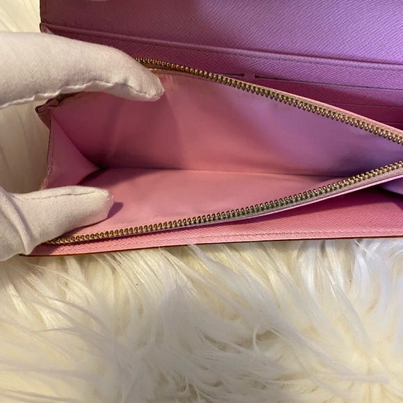 Authentic Louis Vuitton Multicolor Sarah Wallet - Picture 9 of 12